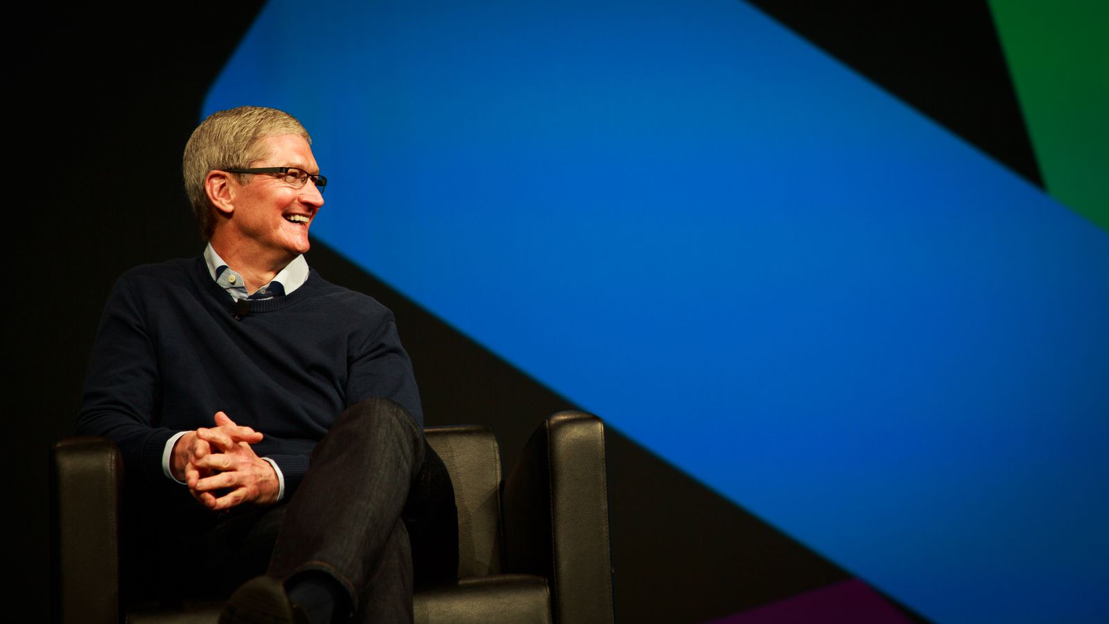  Apple dưới sự dẫn dắt của Tim Cook đang mạnh hơn bao giờ hết. 