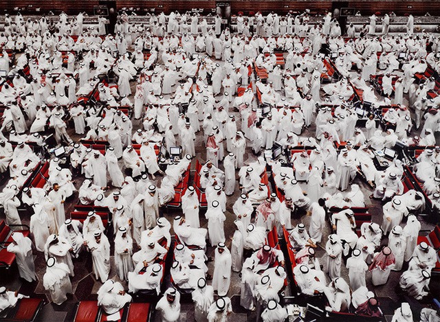 19-andreas-gursky-kuwait-stock-xchange-sothebys