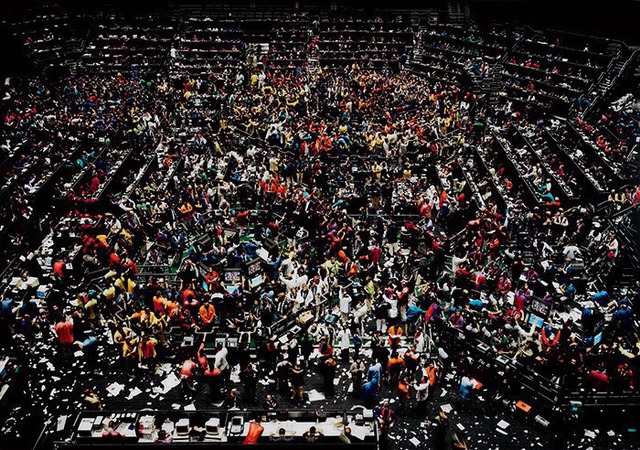 6-andreas-gursky-sothebys-chicago-iii