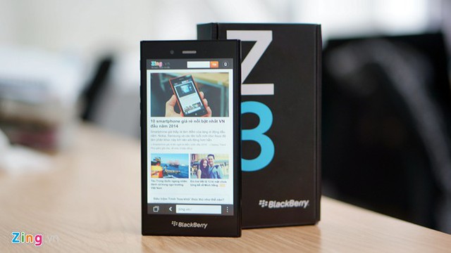 Đại lý đua nhau giảm giá BlackBerry Z3 về mức 4 triệu đồng