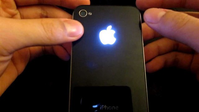 Apple sắp nâng cấp logo trái táo khuyết