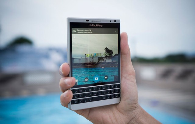 Blackberry Passport Silver Edition