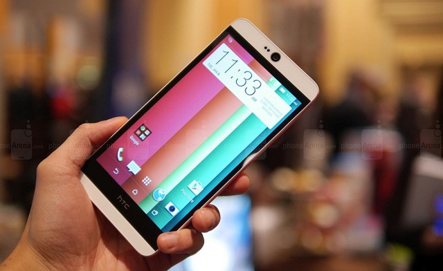 Trên tay smartphone siêu tự sướng HTC Desire 826