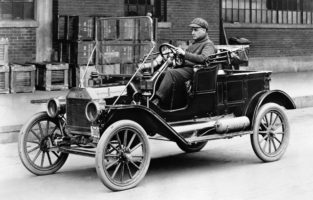 Chiếc xe Model T huyền thoại một thời.