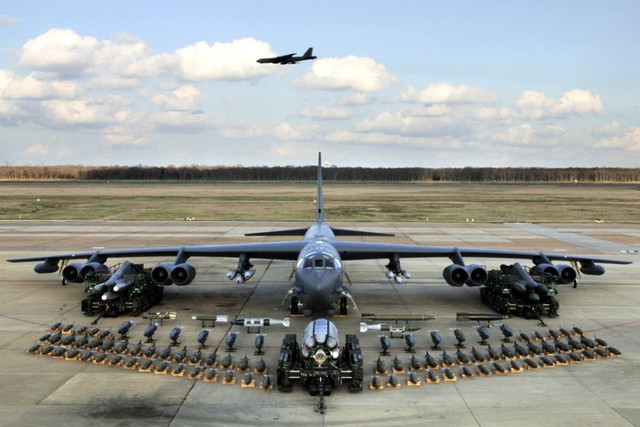 b52