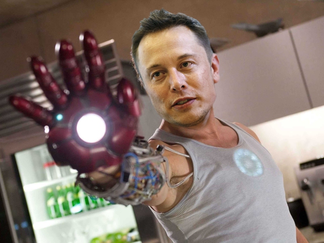 Elon Musk đang được cộng đồng tôn vinh là Tony Stark của đời thực.