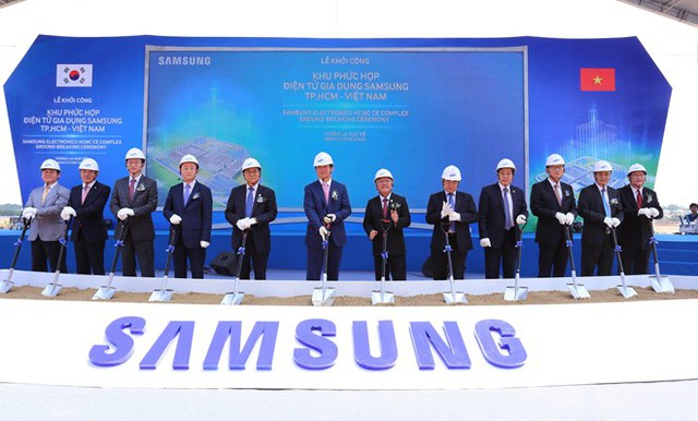 Hình ảnh tại buổi khởi công xây dựng nhà máy mới của Samsung.