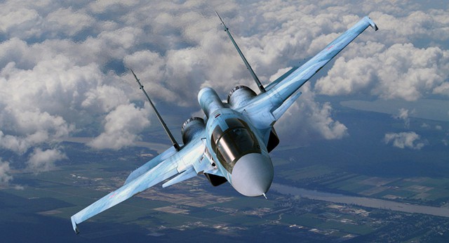  Su-34 với chiếc mũi đặc biệt được mệnh danh là thú mỏ vịt 