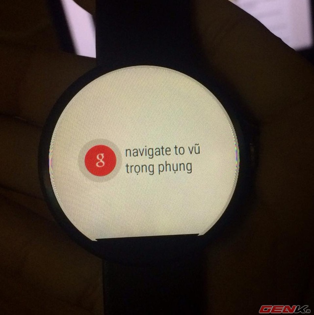 Thử tính năng tìm đường với Google Now trên smartwatch Moto 360 bằng tiếng Việt