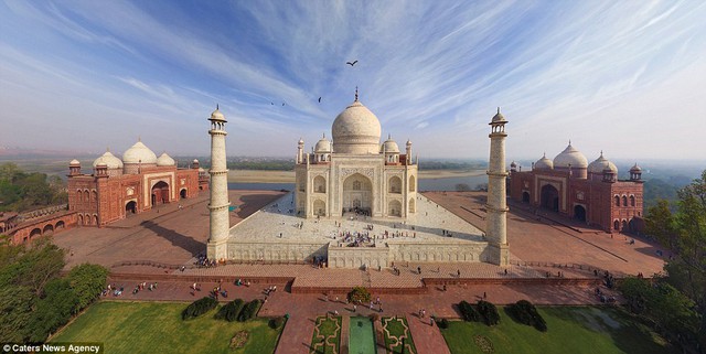 Taj Mahal tại Ấn Độ.