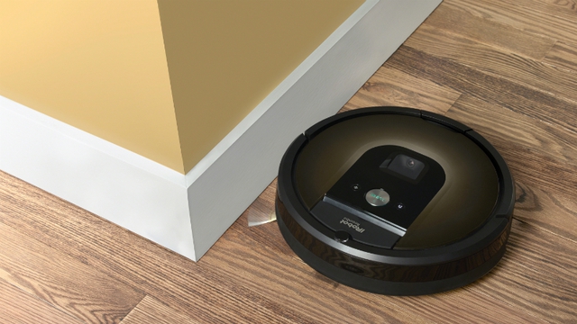  Những mẫu Robot hút bụi Roomba đều có một thiết kế rất nhỏ gọn và tiện dụng. 
