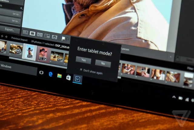  Người dùng cũng có thể dễ dàng thay đổi định dạng màn hình của Surface Pro 4 