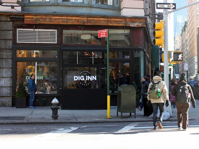 Một của h&agrave;ng Dig Inn thứ 10 mới được khai trương tại g&oacute;c phu phố Nomad, Manhattan.