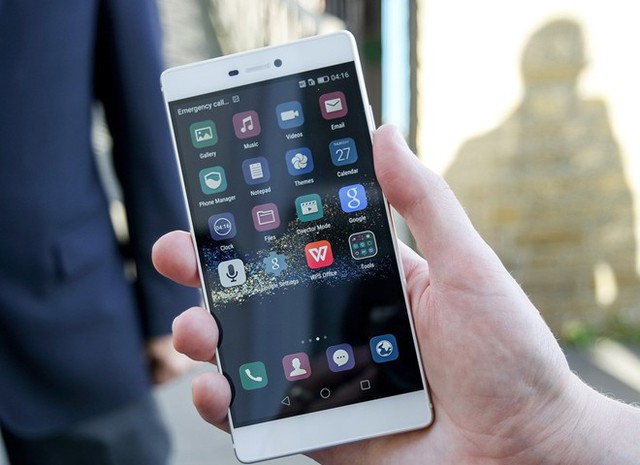 Ảnh thực tế Huawei Ascend P8 mỏng 6,4 mm vừa ra mắt