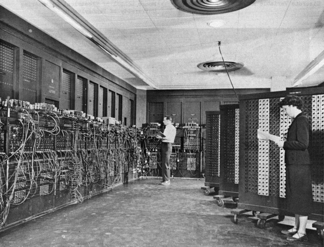 Chiếc máy tính điện tử ENIAC