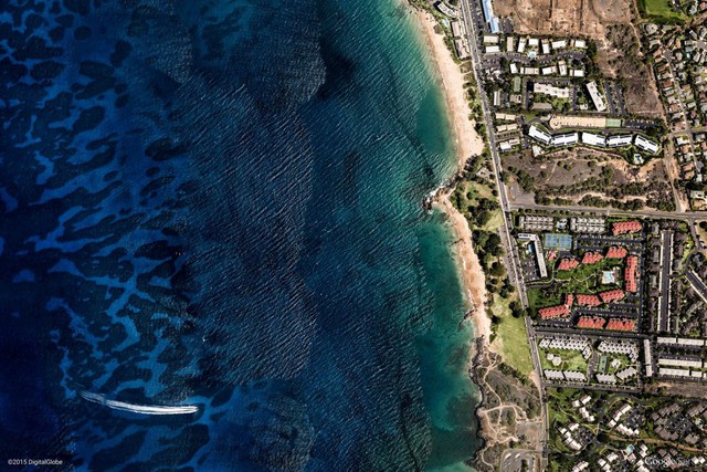 Bãi biển Kihei nằm ở phía nam Maui, Hawaii, Mỹ.