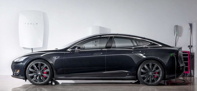 Hệ thống Powerwall của Tesla và xe điện