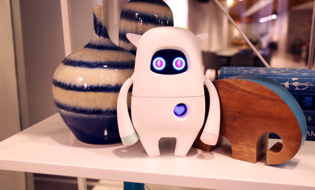 Nếu có một bảng xếp hạng độ cute của những chú robot, Musio chắc chắn sẽ đứng ở top đầu.