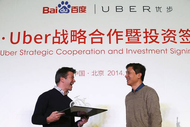  CEO Travis Kalanick của Uber và CEO Robin Li của Baidu ký kết thỏa thuận hợp tác mang tính chiến lược giữa 2 công ty vào tháng 12 năm ngoái. 
