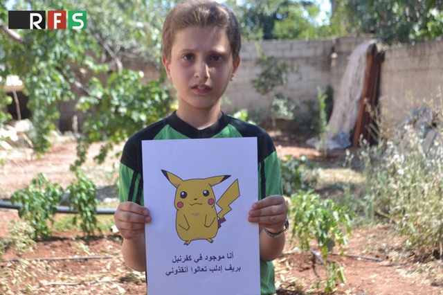 Em tên là Kafr Nabl, ở vùng ngoại ô thành phố Idlib. Làm ơn đến và cứu em với.