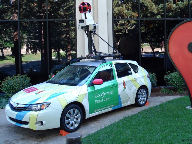 Hình ảnh một chiếc xe Street View của Google