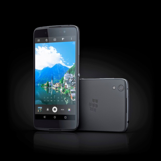  Chiếc smartphone BlackBerry DTEK50 mới 