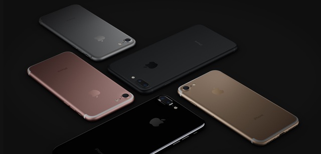  iPhone 7 màu Jet Black có một vẻ ngoài hoàn toàn khác biệt so với các màu còn lại 