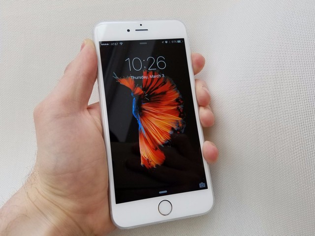  iPhone 8 sẽ có màn hình OLED? 