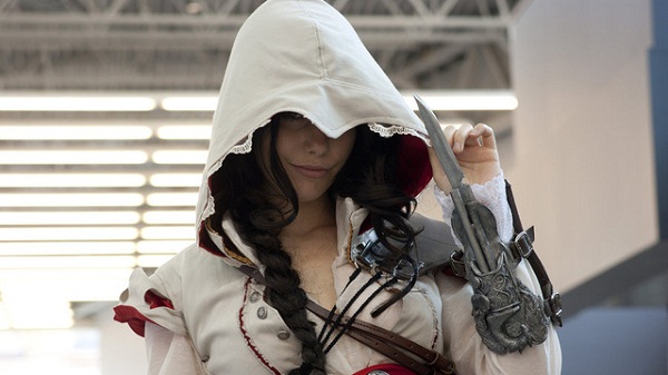 assassins-creed-cosplay-muon-mau-muon-ve