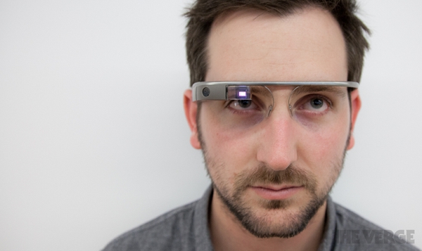 Tìm hiểu về công dụng của Google Glass (phần 1: Các ứng dụng tích hợp)