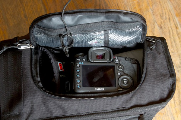 Ba lô đựng máy ảnh Niko Camera Pack: Dành cho người đam mê nhiếp ảnh 5
