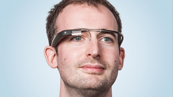 B&agrave;n l&agrave;m việc trong tương lai năm 2020 sẽ như thế n&agrave;o? 3