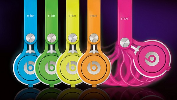 Beats giới thiệu Neon Mixr: Tai nghe sặc sỡ cho ngày hè năng động 3