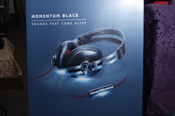 Giới Audiophile S&agrave;i G&ograve;n h&agrave;o hứng với tai nghe in-ear "khủng" của Sennheiser 14