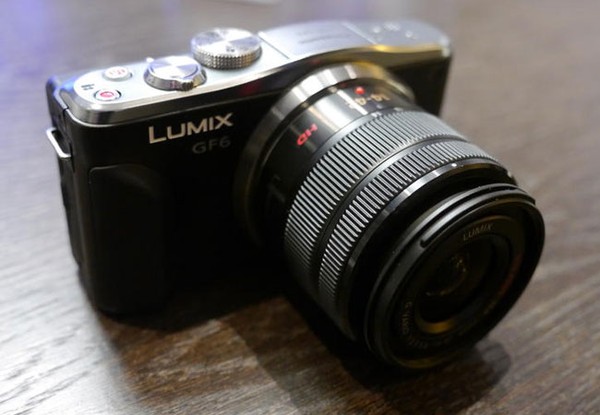 Lộ diện Panasonic Lumix GF6 phiên bản màu trắng trước ngày ra mắt 2