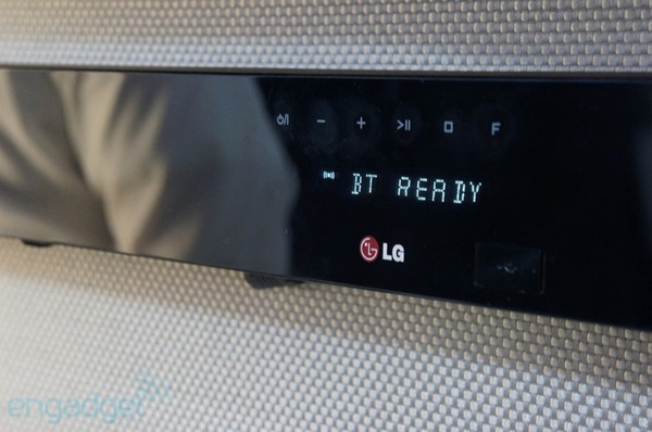 LG giới thiệu Smart Sound Bar: Loa c&oacute; t&iacute;ch hợp wifi 2