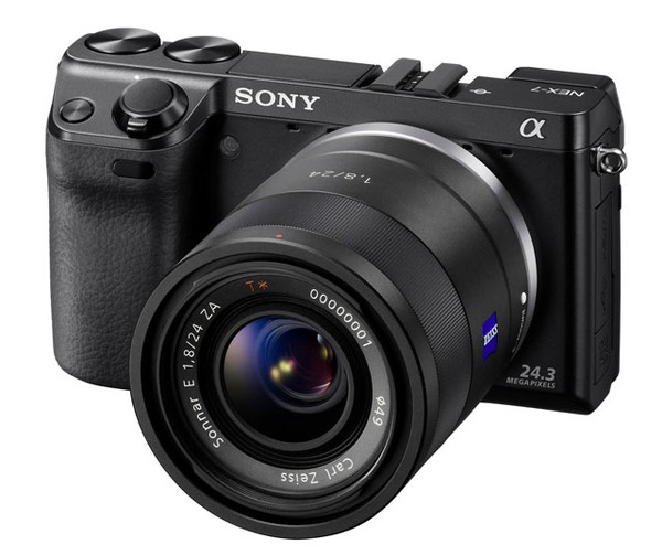 Sony sẽ giới thiệu NEX-7N không dùng bộ lọc răng cưa vào mùa hè tới 1