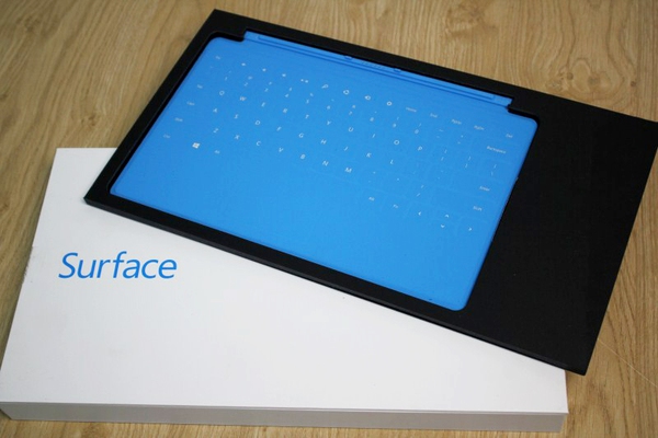 Đập hộp Microsoft Surface đầu tiên về Hà Nội 6