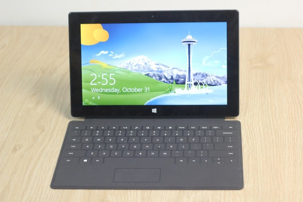 Đập hộp Microsoft Surface đầu tiên về Hà Nội 21