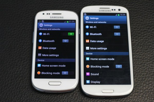 Đập hộp Samsung Galaxy S III mini tại VN: Nhỏ gọn, gi&aacute; 9 triệu đồng 15
