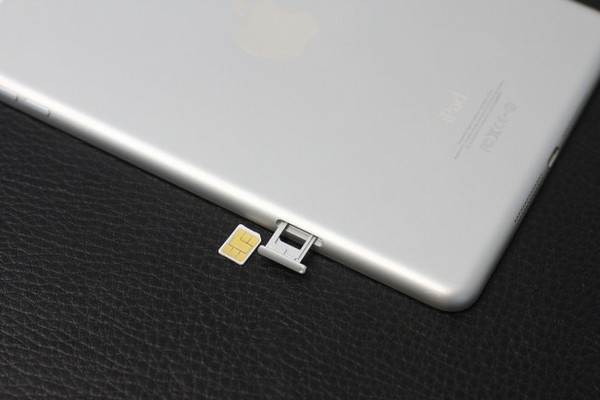 Đập hộp iPad mini 4G tại H&agrave; Nội, gi&aacute; 14,5 triệu đồng 9