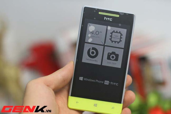 Đập hộp HTC 8S chính hãng tại Việt Nam 1