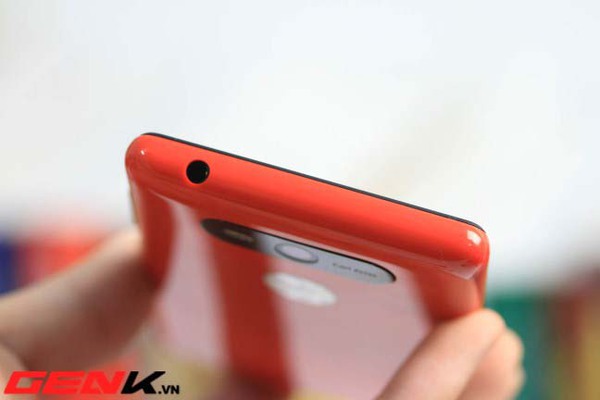 Đập hộp Nokia Lumia 820 chính hãng tại Việt Nam giá 11 triệu đồng 15