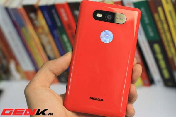 Đập hộp Nokia Lumia 820 chính hãng tại Việt Nam giá 11 triệu đồng 19
