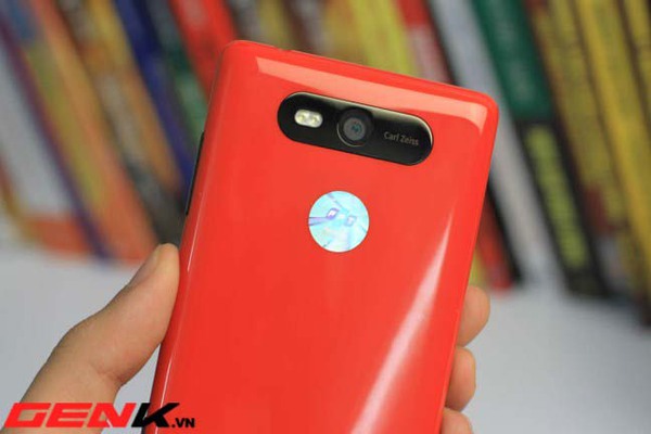 Đập hộp Nokia Lumia 820 chính hãng tại Việt Nam giá 11 triệu đồng 20