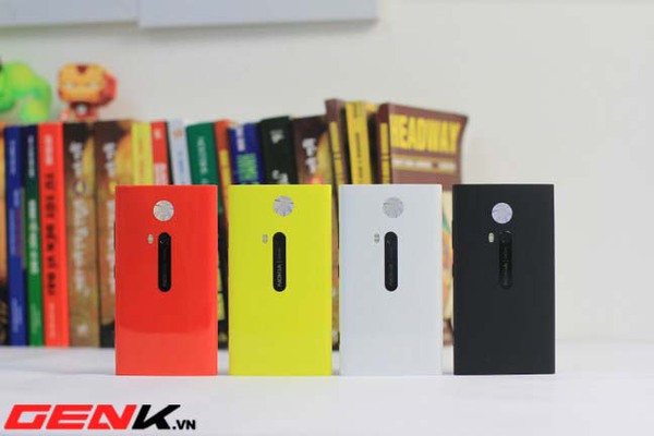  Nokia bắt đầu bán Lumia 920 tại Việt Nam: Màu sắc bắt mắt, giá 14 triệu đồng 15