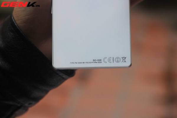 Cảm nhận Sony Xperia Z đầu tiên về VN: Thiết kế đẹp, cảm giác cầm chưa tốt 24