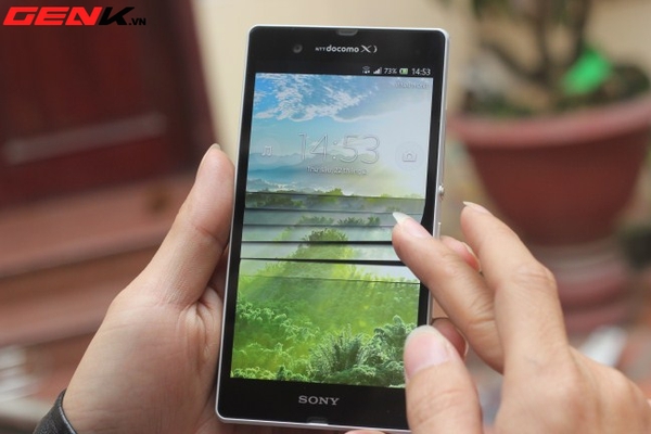 Cảm nhận Sony Xperia Z đầu tiên về VN: Thiết kế đẹp, cảm giác cầm chưa tốt 31