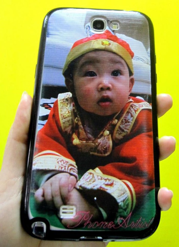 In ảnh lên vỏ điện thoại – Loại hình trang trí mới nổi tại Việt Nam 10