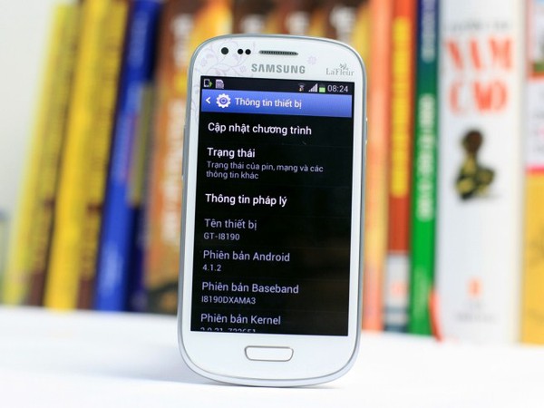Đập hộp Galaxy SIII mini LaFleur - Điện thoại hợp tặng bạn gái 11 Đập hộp Galaxy SIII mini LaFleur - Điện thoại hợp tặng bạn gái 11